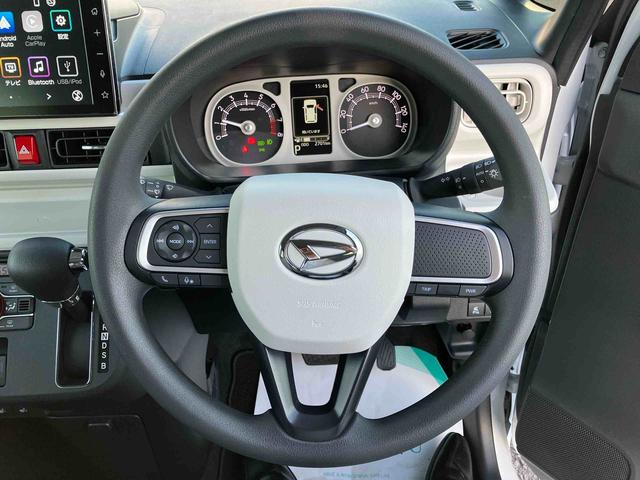 ムーヴキャンバス ストライプスＧ　２ＷＤ　ＣＶＴ　６６０ｃｃ　衝突被害軽減ブレーキ　横滑り防止装置　ＡＢＳ　アイドリングストップ　プッシュボタンスタート　両側電動スライドドア　ディスプレイオーディオ　バックモニター　シートヒーター（51枚目）