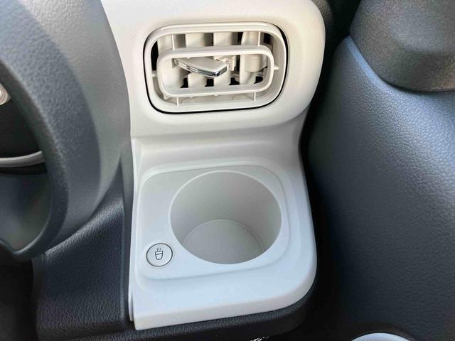 ムーヴキャンバス ストライプスＧ　２ＷＤ　ＣＶＴ　６６０ｃｃ　衝突被害軽減ブレーキ　横滑り防止装置　ＡＢＳ　アイドリングストップ　プッシュボタンスタート　両側電動スライドドア　ディスプレイオーディオ　バックモニター　シートヒーター（65枚目）