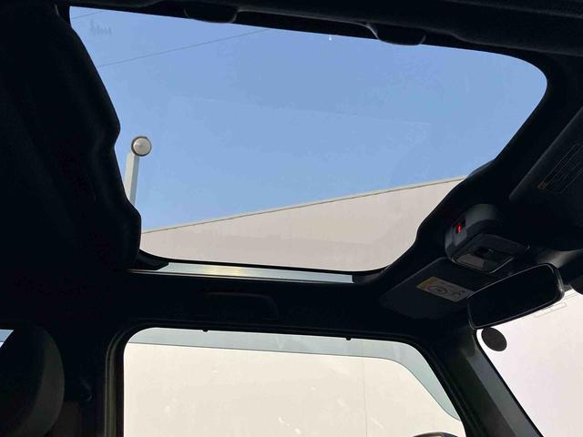 タフト Ｇターボ　４ＷＤ　ドラレコ・ＥＴＣ車載器付車　６６０ｃｃ　４ＷＤ　ＣＶＴ　スカイフィールトップ　ナビ　全方位モニター　クルーズコントロール　衝突被害軽減ブレーキ　横滑り防止装置　ＡＢＳ　アイドリングストップ　プッシュボタンスタート　ワンオーナー車（6枚目）