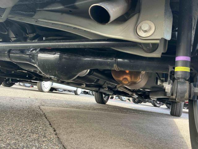 タフト Ｇターボ　ｅｃｏＩＤＬＥ非装着車　４ＷＤ　ＣＶＴ　６６０ｃｃ　スカイフィールトップ　ドラレコ　衝突被害軽減ブレーキ　横滑り防止装置　ＡＢＳ　プッシュボタンスタート　全方位モニター　ディスプレイオーディオ　ＥＴＣ車載器（18枚目）