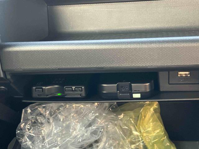 タフト Ｇターボ　ｅｃｏＩＤＬＥ非装着車　４ＷＤ　ＣＶＴ　６６０ｃｃ　スカイフィールトップ　ドラレコ　衝突被害軽減ブレーキ　横滑り防止装置　ＡＢＳ　プッシュボタンスタート　全方位モニター　ディスプレイオーディオ　ＥＴＣ車載器（57枚目）