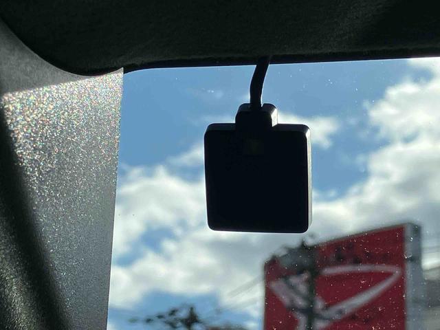 タフト Ｇターボ　ｅｃｏＩＤＬＥ非装着車　４ＷＤ　ＣＶＴ　６６０ｃｃ　スカイフィールトップ　ドラレコ　衝突被害軽減ブレーキ　横滑り防止装置　ＡＢＳ　プッシュボタンスタート　全方位モニター　ディスプレイオーディオ　ＥＴＣ車載器（61枚目）