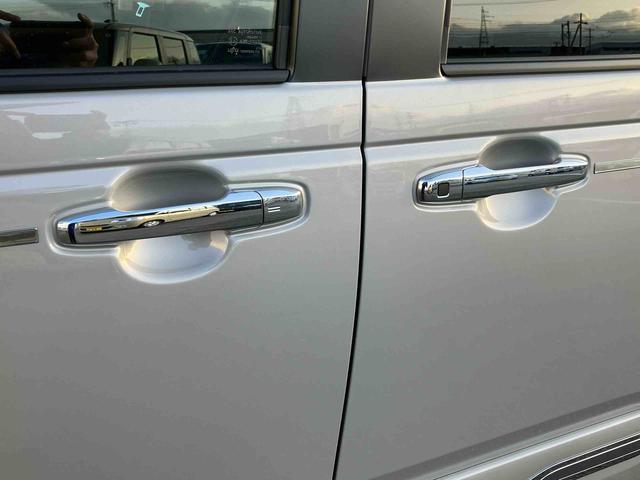 ムーヴキャンバス セオリーＧ　２ＷＤ　ＣＶＴ　６６０ｃｃ　ナビ　全方位モニター　ドラレコ　前席シートヒーター　両側電動スライドドア　衝突被害軽減ブレーキ　横滑り防止装置　ＡＢＳ　アイドリングストップ　プッシュボタンスタート（26枚目）