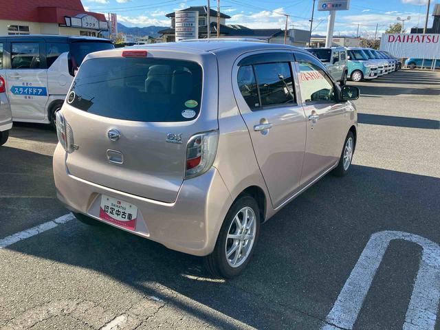 ミライース X SA 2WD CVT 660cc 衝突被害軽減ブレーキ 横滑り防止装置 ABS 運転席・助手席エアバッグ アイドリングストップ キーレスエントリー ワンオーナー車(6枚目)