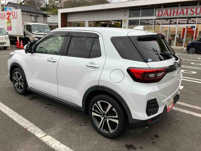 ロッキー プレミアムG 4WD CVT 1000cc ナビ ETC車載器 ドライブレコーダー 衝突被害軽減ブレーキ 横滑り防止装置 ABS サイドエアバッグ アイドリングストップ プッシュボタンスタート ワンオーナー車(4枚目)