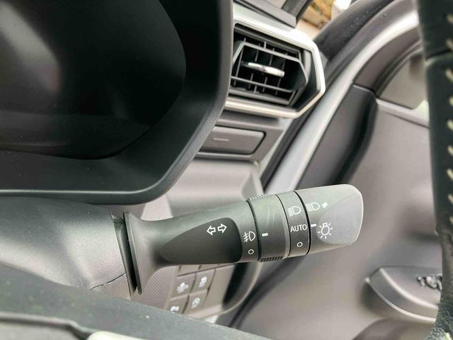 ロッキー プレミアムG 4WD CVT 1000cc ナビ ETC車載器 ドライブレコーダー 衝突被害軽減ブレーキ 横滑り防止装置 ABS サイドエアバッグ アイドリングストップ プッシュボタンスタート ワンオーナー車(26枚目)