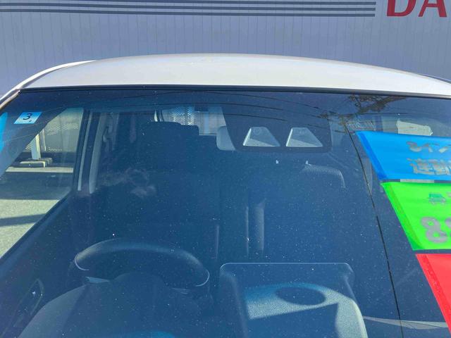 ムーヴ カスタム　Ｘリミテッド　ＳＡＩＩＩ　２ＷＤ　ＣＶＴ　６６０ｃｃ　ナビ　ドライブレコーダー　ＥＴＣ車載器　衝突被害軽減ブレーキ　横滑り防止装置　ＡＢＳ　アイドリングストップ　プッシュボタンスタート　運転席シートヒーター　ワンオーナー車（11枚目）