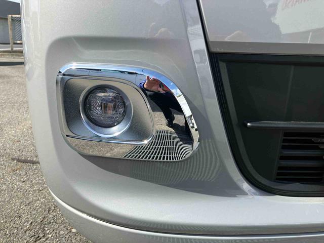 ムーヴキャンバス セオリーＧターボ　２ＷＤ　ＣＶＴ　６６０ｃｃ　ナビ　クルーズコントロール　衝突被害軽減ブレーキ　横滑り防止装置　ＡＢＳ　アイドリングストップ　プッシュボタンスタート　両側電動スライドドア　ホットカップホルダー（13枚目）