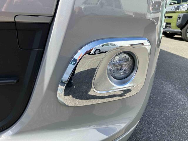 ムーヴキャンバス セオリーＧターボ　２ＷＤ　ＣＶＴ　６６０ｃｃ　ナビ　クルーズコントロール　衝突被害軽減ブレーキ　横滑り防止装置　ＡＢＳ　アイドリングストップ　プッシュボタンスタート　両側電動スライドドア　ホットカップホルダー（14枚目）