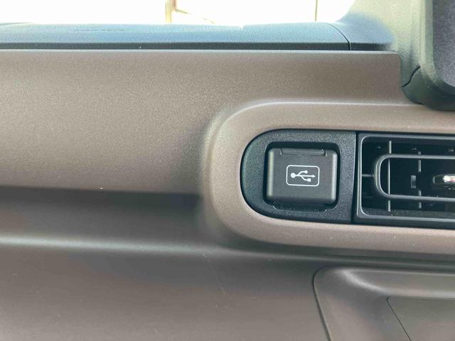 ムーヴキャンバス セオリーＧターボ　２ＷＤ　ＣＶＴ　６６０ｃｃ　ナビ　クルーズコントロール　衝突被害軽減ブレーキ　横滑り防止装置　ＡＢＳ　アイドリングストップ　プッシュボタンスタート　両側電動スライドドア　ホットカップホルダー（28枚目）