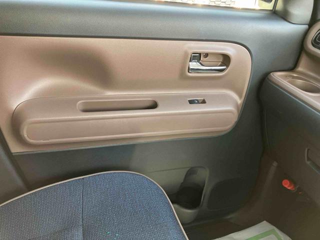 ムーヴキャンバス セオリーＧターボ　２ＷＤ　ＣＶＴ　６６０ｃｃ　ナビ　クルーズコントロール　衝突被害軽減ブレーキ　横滑り防止装置　ＡＢＳ　アイドリングストップ　プッシュボタンスタート　両側電動スライドドア　ホットカップホルダー（49枚目）