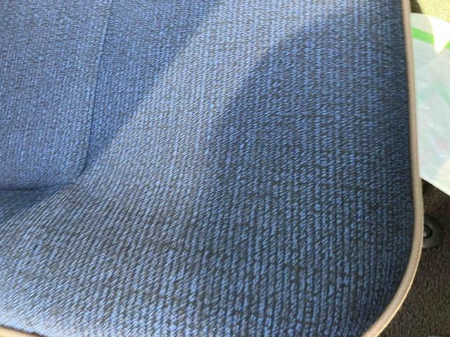 ムーヴキャンバス セオリーＧターボ　２ＷＤ　ＣＶＴ　６６０ｃｃ　ナビ　クルーズコントロール　衝突被害軽減ブレーキ　横滑り防止装置　ＡＢＳ　アイドリングストップ　プッシュボタンスタート　両側電動スライドドア　ホットカップホルダー（52枚目）