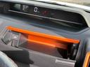 ファンクロス　両側パワースライドドア　ＬＥＤヘッドライト・フォグランプ　電動パーキングブレーキ（ブレーキホールド機能）キーフリー　オートライト　オートエアコン　ＳＲＳサイドエアバック　運転席助手席シートヒーター(8枚目)