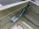 中古車をお選びいただく際に気になる走行距離や修復歴などに加えてキズ・凹みの有無・状態や消耗品の交換、今までの整備状況が “ダイハツ認定中古車カルテ”でわかります。
