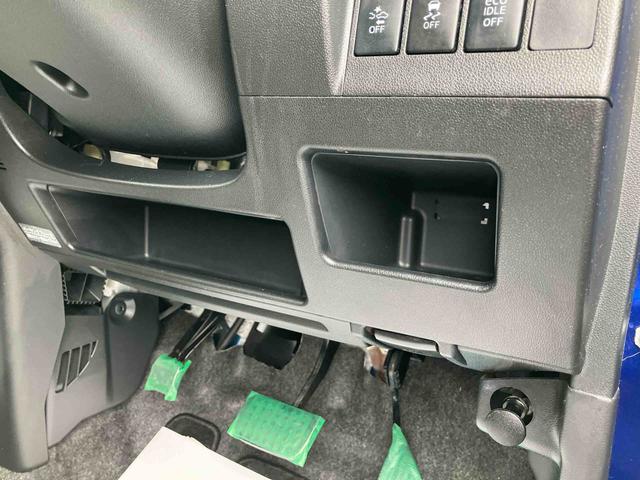 タント カスタムＸ　トップエディションＳＡＩＩ　２ＷＤ　ＣＶＴ　６６０ｃｃ　両側スライドドア　ナビ　オートエアコン　衝突被害軽減ブレーキ　横滑り防止装置　ＡＢＳ　アイドリングストップ　プッシュボタンスタート　スマートキー　ワンオーナー車（28枚目）