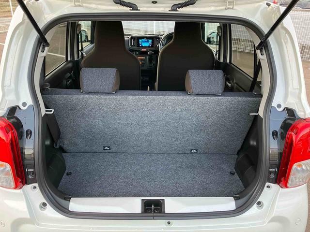 アルト ハイブリッドＸ　２ＷＤ　ＣＶＴ　６６０ｃｃ　全方位モニター付ディスプレイオーディオ装着車　デュアルカメラブレーキサポート　衝突被害軽減ブレーキ　ＡＢＳ　サイドエアバッグ　アイドリングストップ　プッシュボタンスタート（18枚目）