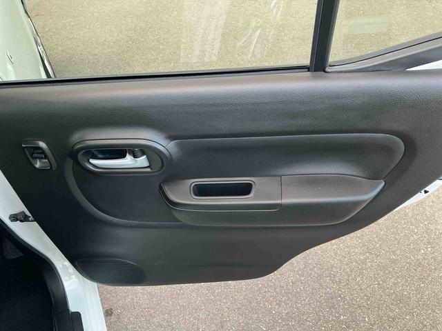 アルト ハイブリッドＸ　２ＷＤ　ＣＶＴ　６６０ｃｃ　全方位モニター付ディスプレイオーディオ装着車　デュアルカメラブレーキサポート　衝突被害軽減ブレーキ　ＡＢＳ　サイドエアバッグ　アイドリングストップ　プッシュボタンスタート（33枚目）