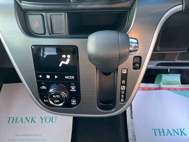 ムーヴ カスタム　Ｘ　ＳＡ　２ＷＤ　ＣＶＴ　６６０ｃｃ　ナビ　バックモニター　ベンチシート　衝突被害軽減ブレーキ　横滑り防止装置　ＡＢＳ　アイドリングストップ　プッシュボタンスタート　運転席・助手席エアバッグ（11枚目）