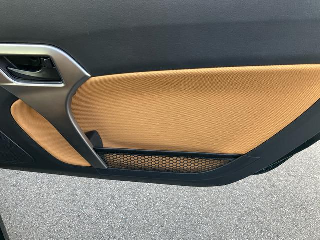 コペン セロ　２ＷＤ　ＣＶＴ　６６０ｃｃ　ターボ　電動開閉ルーフ　社外ナビ　ＥＴＣ車載器　キーフリーシステム　アイドリングストップ　プッシュボタンスタート　シートヒーター　オートエアコン　ＬＥＤヘッドランプ（33枚目）