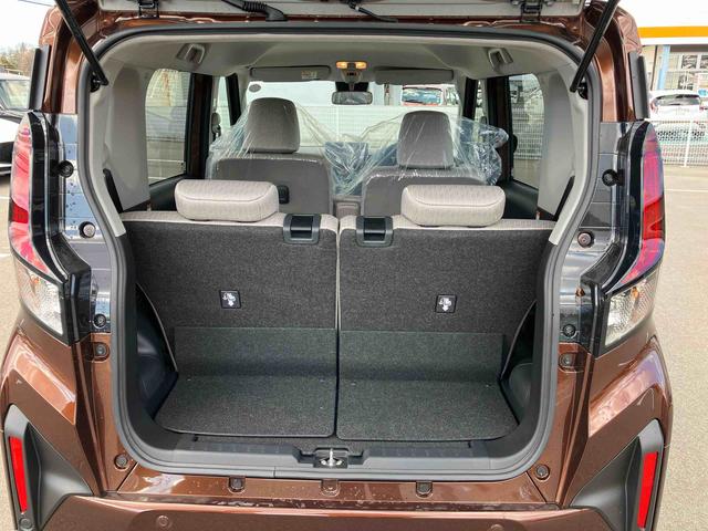 ムーヴ Ｘ　２ＷＤ　ＣＶＴ　６６０ｃｃ　両側スライドドア　衝突被害軽減ブレーキ　横滑り防止装置　ＡＢＳ　アイドリングストップ　プッシュボタンスタート　ディスプレイオーディオ　ＵＳＢ入力端子（23枚目）