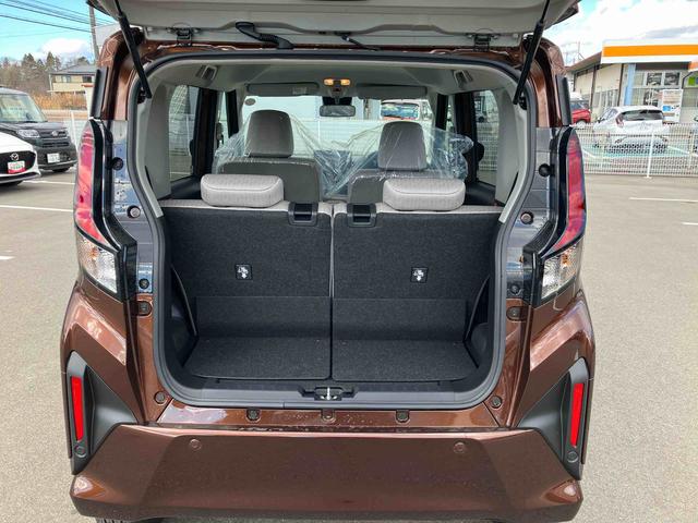 ムーヴ Ｘ　２ＷＤ　ＣＶＴ　６６０ｃｃ　両側スライドドア　衝突被害軽減ブレーキ　横滑り防止装置　ＡＢＳ　アイドリングストップ　プッシュボタンスタート　ディスプレイオーディオ　ＵＳＢ入力端子（24枚目）