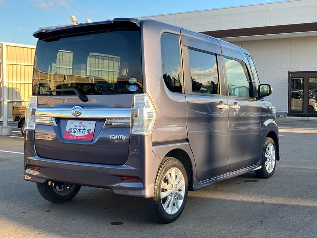 タント カスタムＸ　トップエディションＳＡＩＩ　２ＷＤ　ＣＶＴ　６６０ｃｃ　ナビ　後席モニター　ステアリングスイッチ　衝突被害軽減ブレーキ　横滑り防止装置　ＡＢＳ　アイドリングストップ　プッシュボタンスタート　両側スライドドア　ベンチシート（8枚目）