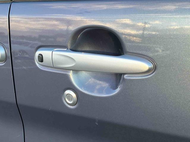 タント カスタムＸ　トップエディションＳＡＩＩ　２ＷＤ　ＣＶＴ　６６０ｃｃ　ナビ　後席モニター　ステアリングスイッチ　衝突被害軽減ブレーキ　横滑り防止装置　ＡＢＳ　アイドリングストップ　プッシュボタンスタート　両側スライドドア　ベンチシート（24枚目）