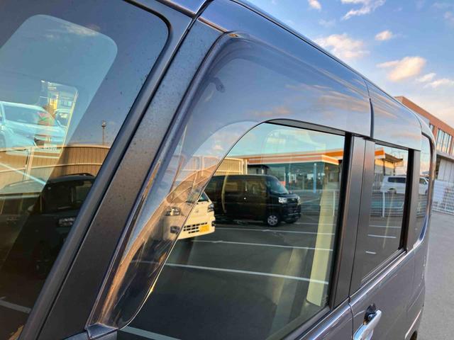 タント カスタムＸ　トップエディションＳＡＩＩ　２ＷＤ　ＣＶＴ　６６０ｃｃ　ナビ　後席モニター　ステアリングスイッチ　衝突被害軽減ブレーキ　横滑り防止装置　ＡＢＳ　アイドリングストップ　プッシュボタンスタート　両側スライドドア　ベンチシート（32枚目）