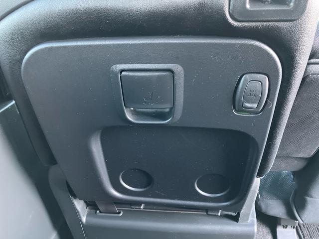 タント カスタムＸ　トップエディションＳＡＩＩ　２ＷＤ　ＣＶＴ　６６０ｃｃ　ナビ　後席モニター　ステアリングスイッチ　衝突被害軽減ブレーキ　横滑り防止装置　ＡＢＳ　アイドリングストップ　プッシュボタンスタート　両側スライドドア　ベンチシート（60枚目）