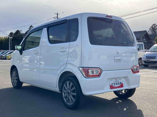 ワゴンＲ ＦＸ　２ＷＤ　フロアシフト５速マニュアル　６６０ｃｃ　デュアルカメラブレーキサポート　ＡＢＳ　運転席・助手席エアバッグ　プッシュボタンスタート　運転席シートヒーター　社外アルミ（9枚目）