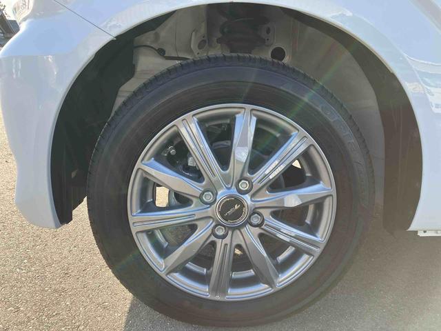 ワゴンＲ ＦＸ　２ＷＤ　フロアシフト５速マニュアル　６６０ｃｃ　デュアルカメラブレーキサポート　ＡＢＳ　運転席・助手席エアバッグ　プッシュボタンスタート　運転席シートヒーター　社外アルミ（19枚目）