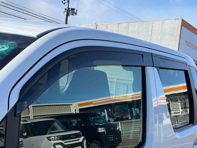 ワゴンＲ ＦＸ　２ＷＤ　フロアシフト５速マニュアル　６６０ｃｃ　デュアルカメラブレーキサポート　ＡＢＳ　運転席・助手席エアバッグ　プッシュボタンスタート　運転席シートヒーター　社外アルミ（33枚目）