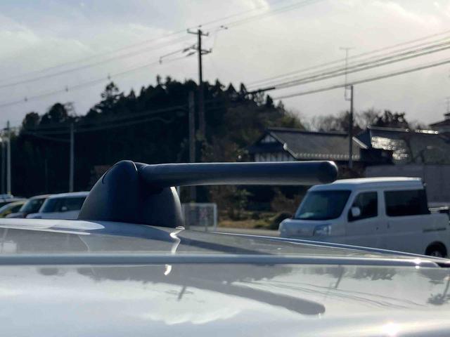 ワゴンＲ ＦＸ　２ＷＤ　フロアシフト５速マニュアル　６６０ｃｃ　デュアルカメラブレーキサポート　ＡＢＳ　運転席・助手席エアバッグ　プッシュボタンスタート　運転席シートヒーター　社外アルミ（40枚目）