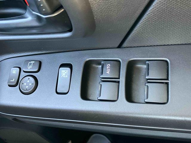 ワゴンＲ ＦＸ　２ＷＤ　フロアシフト５速マニュアル　６６０ｃｃ　デュアルカメラブレーキサポート　ＡＢＳ　運転席・助手席エアバッグ　プッシュボタンスタート　運転席シートヒーター　社外アルミ（48枚目）