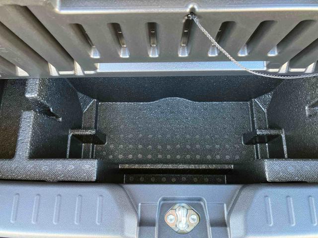 ムーヴキャンバス セオリーＧ　２ＷＤ　ＣＶＴ　６６０ｃｃ　両側電動スライドドア　ナビ　全方位モニター　前席シートヒーター　衝突被害軽減ブレーキ　横滑り防止装置　ＡＢＳ　アイドリングストップ　プッシュボタンスタート（41枚目）