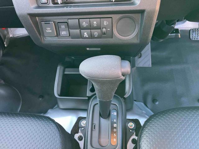 ハイゼットトラック スタンダード　４ＷＤ　ＣＶＴ　６６０ｃｃ　衝突被害軽減ブレーキ　横滑り防止装置　ＡＢＳ　エアバッグ　アイドリングストップ　マニュアルエアコン　パワーステアリング（12枚目）