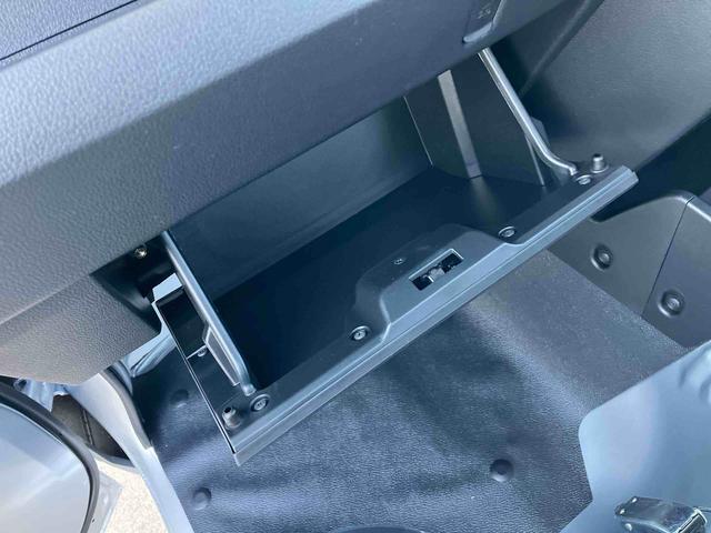 ハイゼットトラック スタンダード　４ＷＤ　ＣＶＴ　６６０ｃｃ　衝突被害軽減ブレーキ　横滑り防止装置　ＡＢＳ　エアバッグ　アイドリングストップ　マニュアルエアコン　パワーステアリング（29枚目）