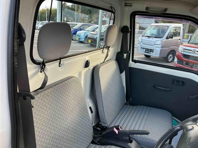 ハイゼットトラック エアコン・パワステ　スペシャル　車検整備付　４ＷＤ　５速マニュアル　６６０ｃｃ　エアコン　パワーステアリング　車検整備付（13枚目）