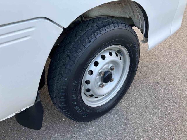 ハイゼットトラック エアコン・パワステ　スペシャル　車検整備付　４ＷＤ　５速マニュアル　６６０ｃｃ　エアコン　パワーステアリング　車検整備付（17枚目）