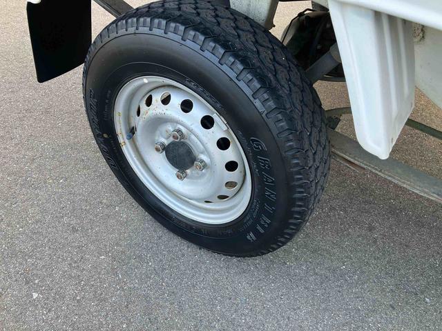 ハイゼットトラック エアコン・パワステ　スペシャル　車検整備付　４ＷＤ　５速マニュアル　６６０ｃｃ　エアコン　パワーステアリング　車検整備付（18枚目）