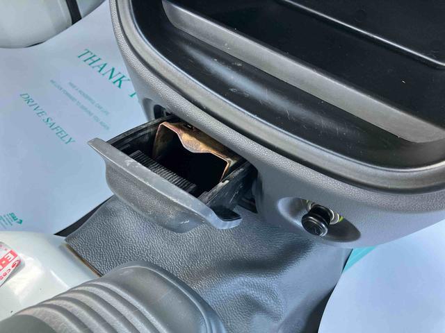 ハイゼットトラック エアコン・パワステ　スペシャル　車検整備付　４ＷＤ　５速マニュアル　６６０ｃｃ　エアコン　パワーステアリング　車検整備付（27枚目）