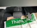 安全安心な走行のために、納車前には小さなクルマを知り尽くしたエキスパートが基本性能に関わる機能や状態を徹底的に点検しています。