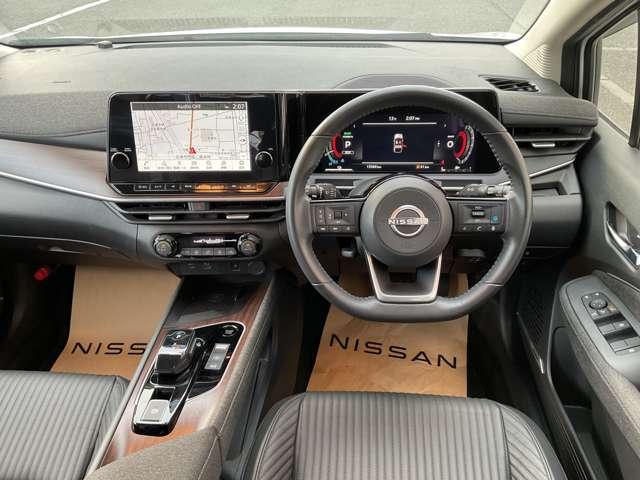 オーラ Ｇ　レザーエディション　プロパイロット　メーカーナビ　ＢＯＳＥサウンド　エマージェンシーブレーキ　アラウンドビューモニター　障害物センサー　スマートミラ－　車線逸脱警報　　ドラレコ　インテリキ－　ＬＥＤライト　ワンオーナ－（4枚目）