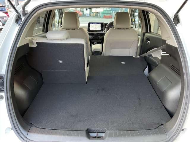 オーラ G FOUR レザーエディション プロパイロット メーカーナビ BOSEサウンド エマージェンシーブレーキ アラウンドビューモニター 障害物センサー スマートミラ- 車線逸脱警報 シートヒータ- ドラレコ インテリキー LEDライト(8枚目)