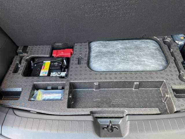 オーラ G FOUR レザーエディション プロパイロット メーカーナビ BOSEサウンド エマージェンシーブレーキ アラウンドビューモニター 障害物センサー スマートミラ- 車線逸脱警報 シートヒータ- ドラレコ インテリキー LEDライト(9枚目)