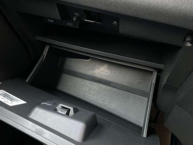 セレナ e-パワー ハイウェイスターG プロパイロット ワイドナビTV 後席モニター エマージェンシーブレーキ アラウンドビューモニター 障害物センサー スマートミラー シートヒーター ドラレコ ETC 両側電動スライドドア ワンオーナー(23枚目)