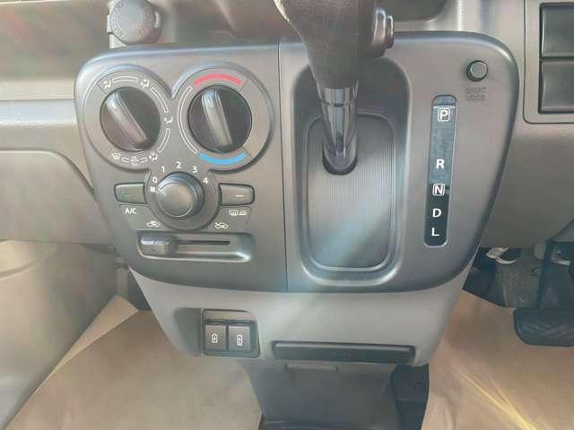 ���삵�₷���V���v���݌v�I