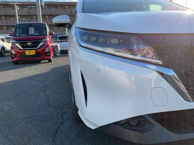 ノート X 衝突軽減 ナビTV バックカメラ LEDライト 障害物センサー 車線逸脱警報 オートマチックハイビーム ドライブレコーダー フルセグTV DVD再生 インテリジェントキー 社外アルミ ワンオーナー(19枚目)
