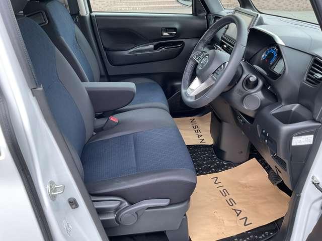 ルークス ハイウェイスター　Ｇターボプロパイロットエディション　４ＷＤ　衝突軽減　ワイドナビ　３６０°モニター　アイドリングストップ　障害物センサー　車線逸脱警報　シートヒーター　ドラレコ　フルセグＴＶ　ＤＶＤ再生　両側電動スライドドア　ＬＥＤライト　ワンオーナ－（12枚目）