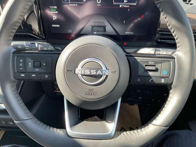 �u�X�e�A�����O�r�^�v�v�E�y�v���p�C���b�g�z�������H�ŁA�A�N�Z���A�u���[�L�A�X�e�A�����O���N���}���A�V�X�g�������܂��B�X�e�A�����O�r�^�v���E�I�[�f�B�I�̃`�����l����{�����[�����茳�ő���ł��܂��B